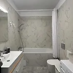 Forest-view Apartment
